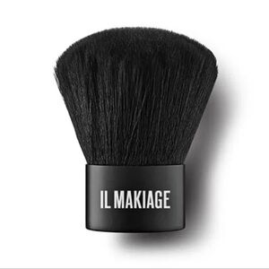 IL MAKIAGE Elegant Black Kabuki Brush